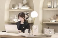 小さな結婚式 表参道店のアルバイト・バイト求人情報-03