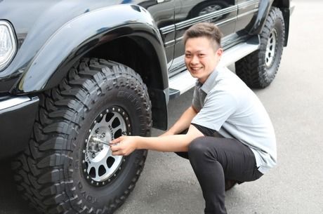 自動車事業部(FLEX)　ランクル・ハイエース石川店の求人1