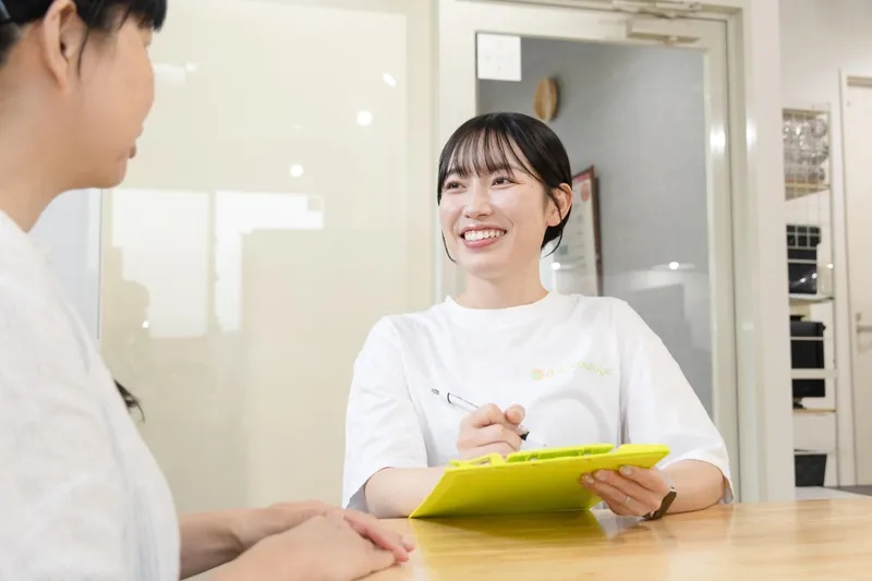 デコボコベース株式会社の求人・転職情報