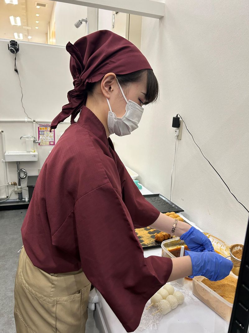 もちや.花彌月(はなみづき)　イオンモール旭川西店(有限会社日本宝飾)のアルバイト・バイト求人情報-02