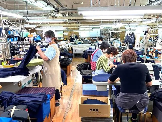 ではら服装 鴨方工場のアルバイト・バイト求人情報