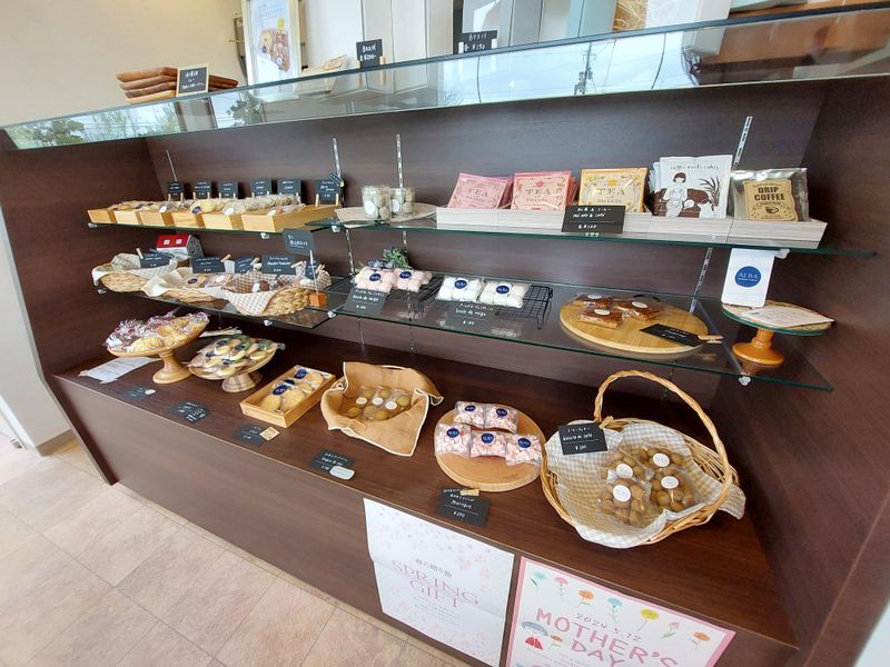 Gelateria ALBAのアルバイト・バイト求人情報-04