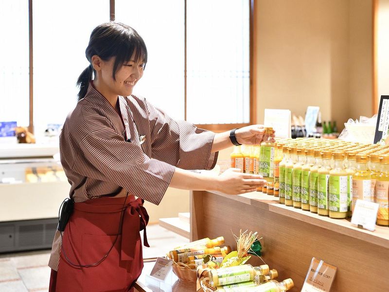 ホテル湯の杜美春閣のアルバイト・バイト求人情報-03