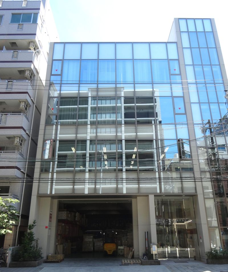 山中産業株式会社・大阪本社のアルバイト・バイト求人情報-01