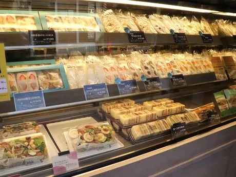 ブッツ・サンドウィッチ プチ　エトモ自由が丘店のアルバイト・バイト求人情報-04