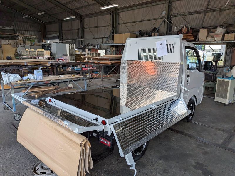 株式会社樋口ボディーのアルバイト・バイト求人情報-03