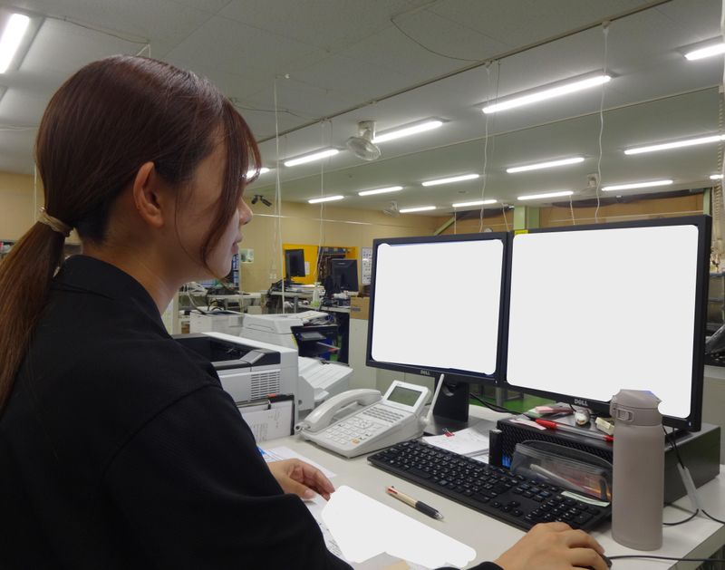株式会社　東知