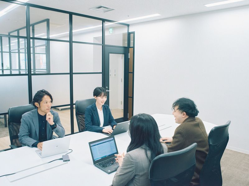 株式会社LiPLUSホールディングス(本社)のアルバイト・バイト求人情報-05