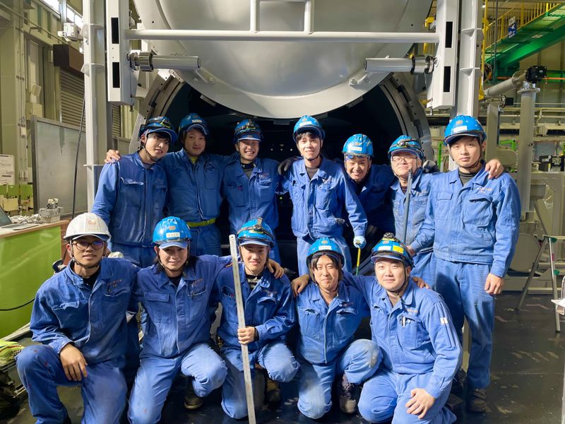 中日本炉工業株式会社