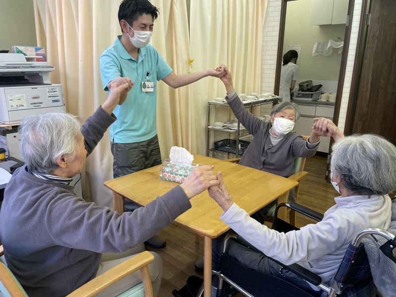 つむぐ株式会社　デイサービス グリーンデイ用賀のアルバイト・バイト求人情報-04