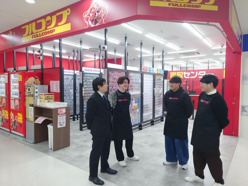フルコンプ渋谷東口店のアルバイト・バイト求人情報-02