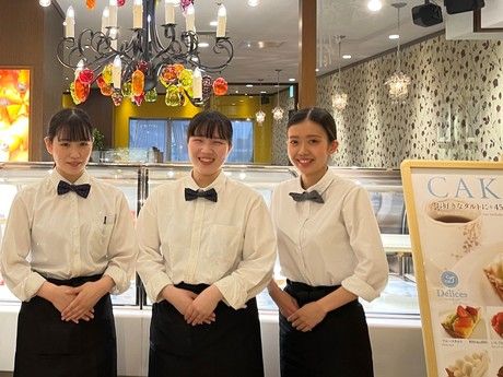 タルト&カフェ デリス　デリス タルト&カフェ　セブンパークアリオ柏店 /1121の求人1