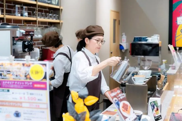 サンエバーコーヒーハウス　洛西ニュータウン店のアルバイト・バイト求人情報-10