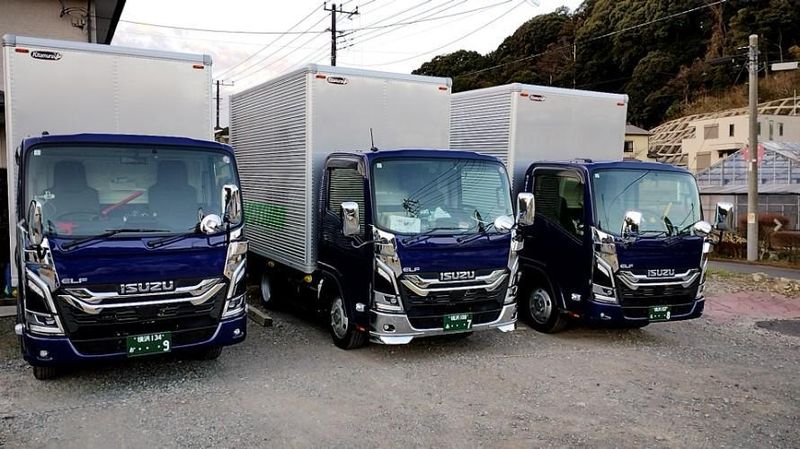 四ッ葉トランスポート株式会社　車庫のアルバイト・バイト求人情報-03
