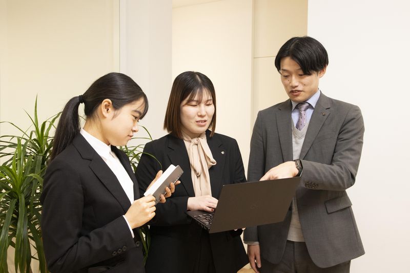 カンダホールディングス株式会社