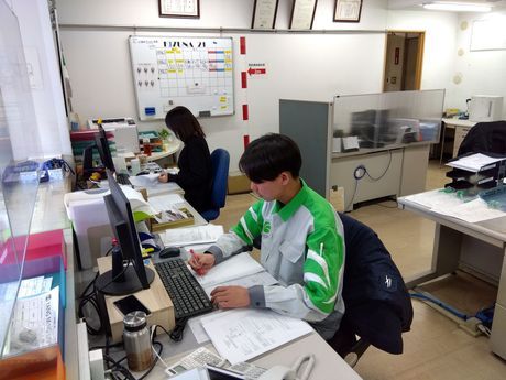 鴻池運輸　南港外貿営業所のアルバイト・バイト求人情報-03