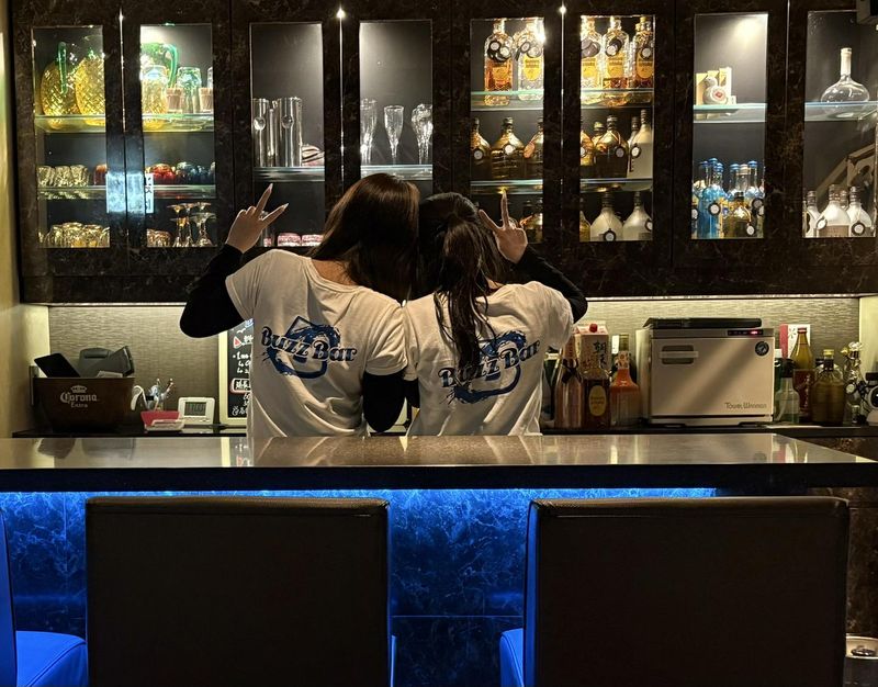 Buzz Bar(バズバー)のアルバイト・バイト求人情報-01