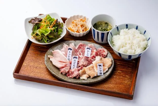 代官山炭火焼肉猿楽　豊洲店のアルバイト・バイト求人情報