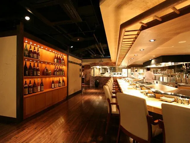 炭焼・寿し処　炙屋　総本店のアルバイト・バイト求人情報