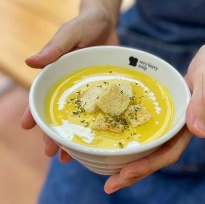 ベリーベリースープ✕サラディッシュ広島五日市店のアルバイト・バイト求人情報-02