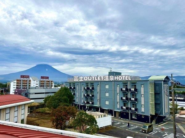 富士OUTLET温泉HOTELのアルバイト・バイト求人情報-03