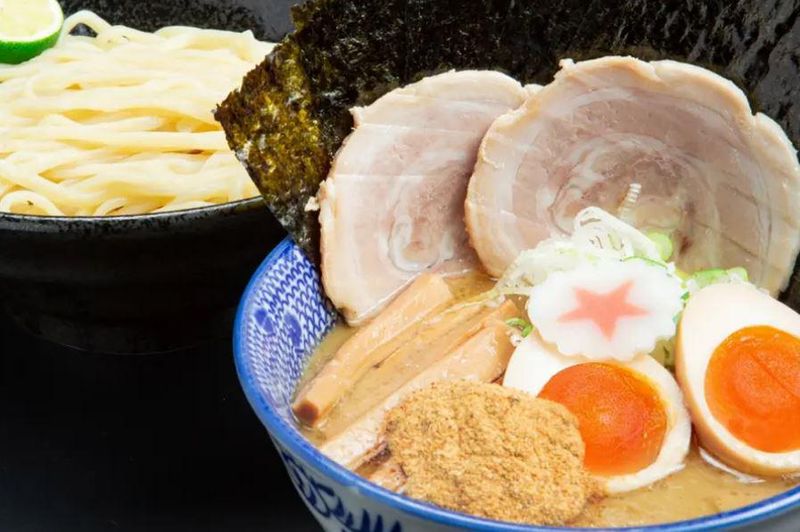 麺屋明星清水町本店のアルバイト・バイト求人情報-02