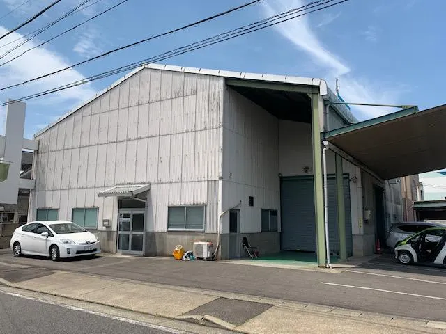 株式会社　良永社