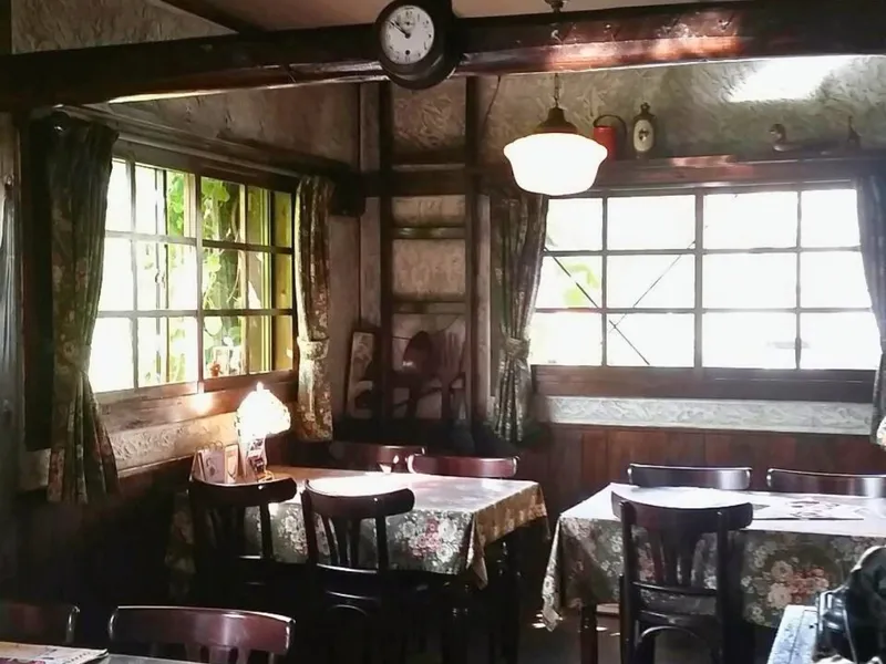 洋食マ・メゾン　星ヶ丘本店のアルバイト・バイト求人情報