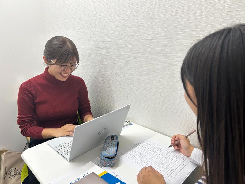 難関私大専門塾マナビズム名古屋駅前校(株式会社日本教育総合学校)のアルバイト・バイト求人情報-05