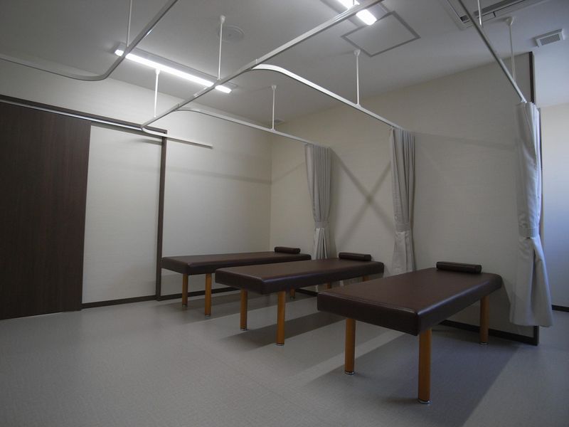 弘明寺整形外科リハビリテーションクリニックのアルバイト・バイト求人情報-04