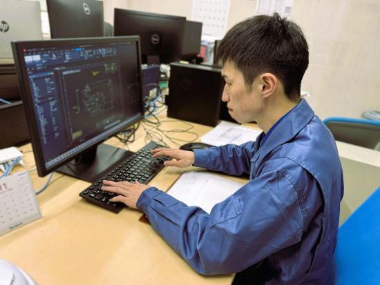 株式会社ＫＡＺＵＭ