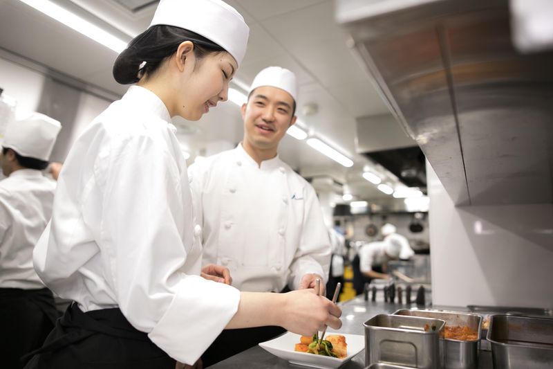 叙々苑の人気メニューの裏側も知れる!店舗での調理現場体験!