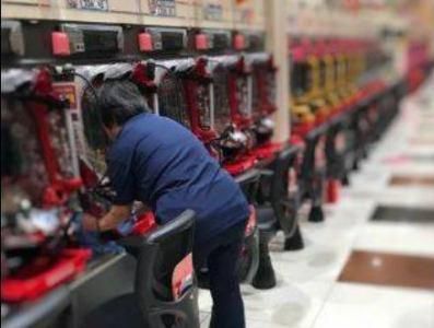 マルハン甲府店のアルバイト・バイト求人情報-05