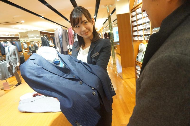 SUIT SELECT(スーツセレクト)上大岡京急百貨店[473]の求人3