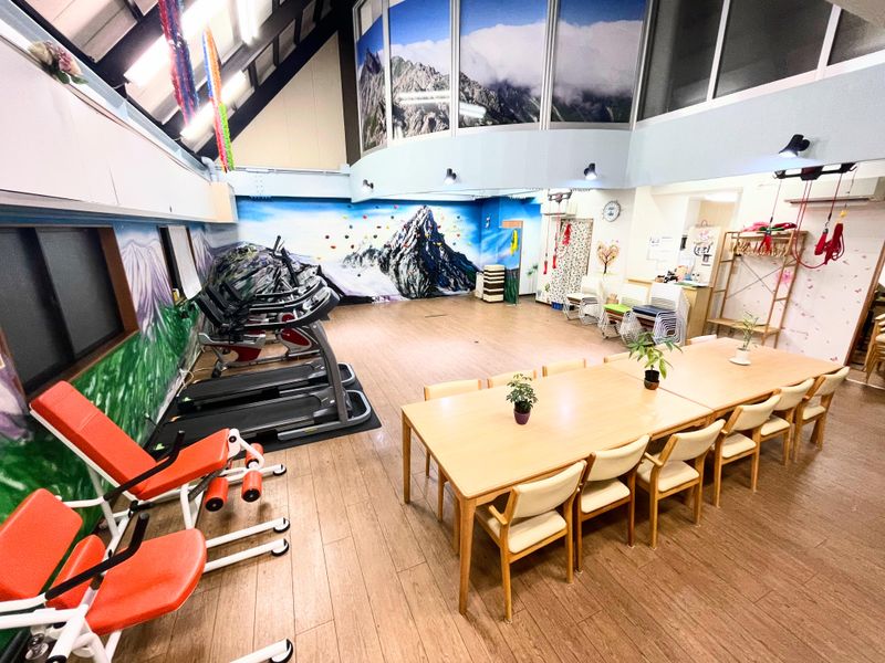リハビリデイサービス槍ヶ岳　北千住店のアルバイト・バイト求人情報-01