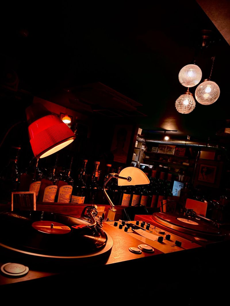music bar Beatle momoのアルバイト・バイト求人情報-04