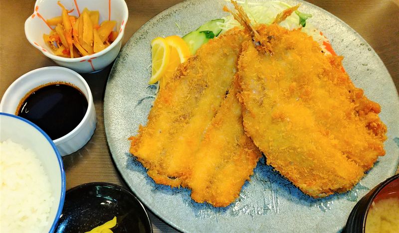 三松社員食堂のアルバイト・バイト求人情報-02