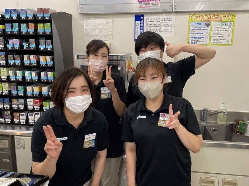 ファミリーマート 大宮すずらん通り店のアルバイト・バイト求人情報-01