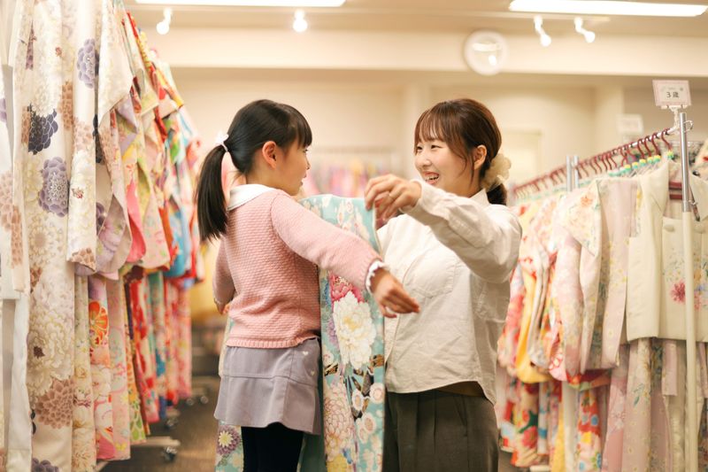 フォトスタジオタートル　長久手店のアルバイト・バイト求人情報-03