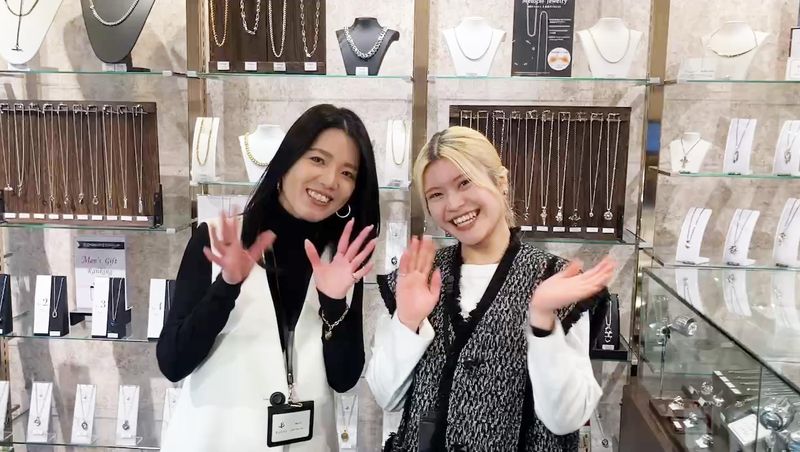 BLESS 神戸ハーバーランドumie店(兵庫県神戸市)のアルバイト・バイト求人情報-02