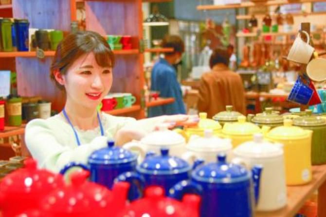 Three little song birds 横浜桜木町店のアルバイト・バイト求人情報-02