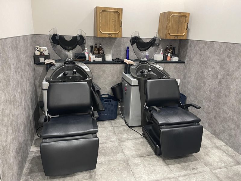 ヘアカラー専門店 CASA COLOR MEGAドンキ・ホーテUNY武豊のアルバイト・バイト求人情報-04