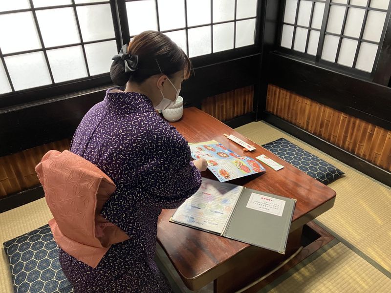 札幌かに本家 四日市店のアルバイト・バイト求人情報-02