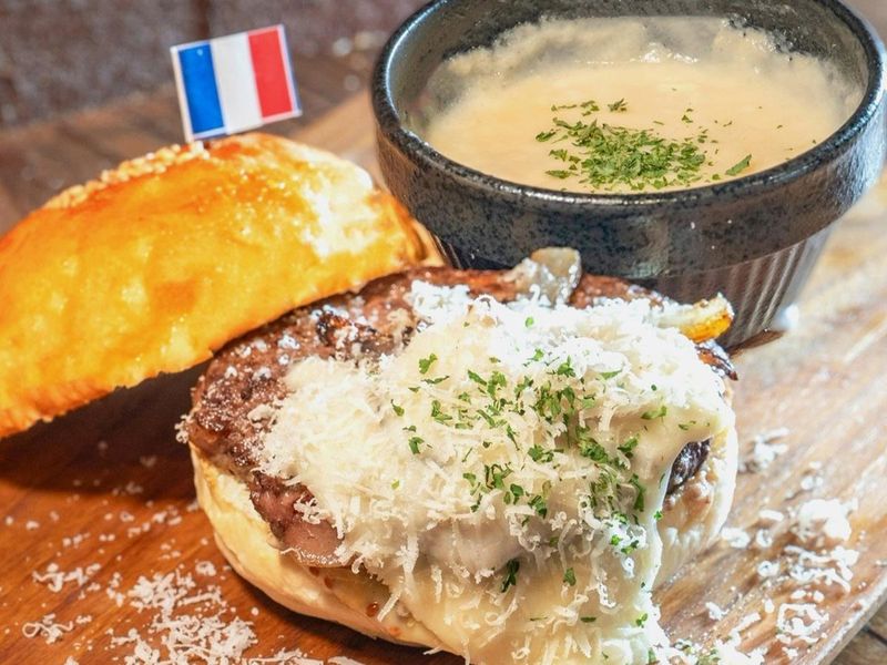 WorldBurger池袋店のアルバイト・バイト求人情報-04