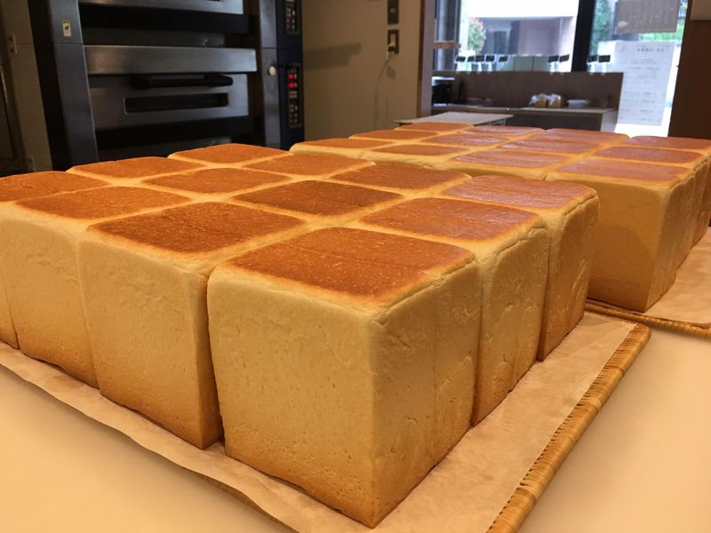 一本堂 江戸川葛西店のアルバイト・バイト求人情報-02