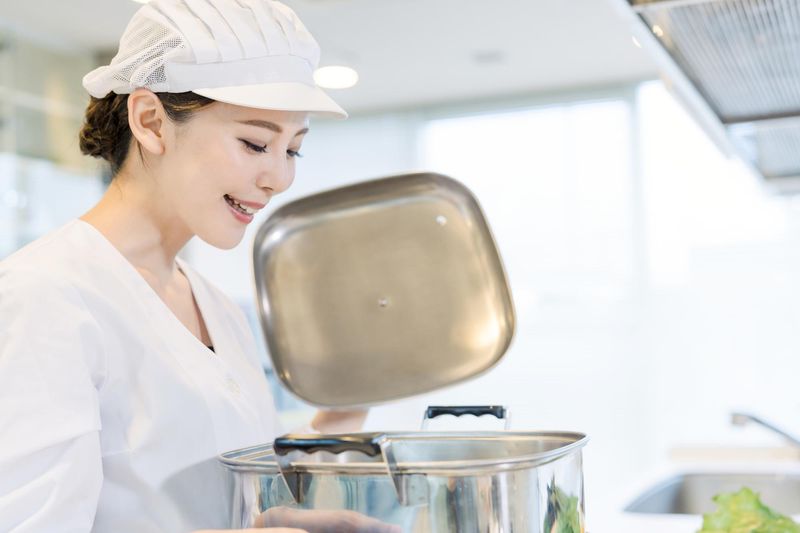 株式会社ウェルビーフードシステム　介護老人保健施設さいわいのアルバイト・バイト求人情報-01