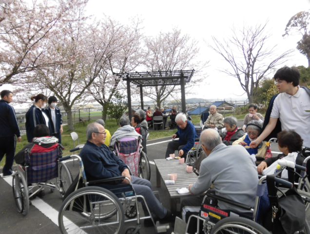 社会福祉法人こしば福祉会　介護老人保健施設トマトのアルバイト・バイト求人情報-03