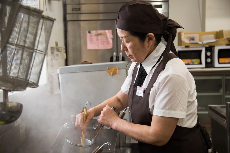 めし勝　小川店の求人情報