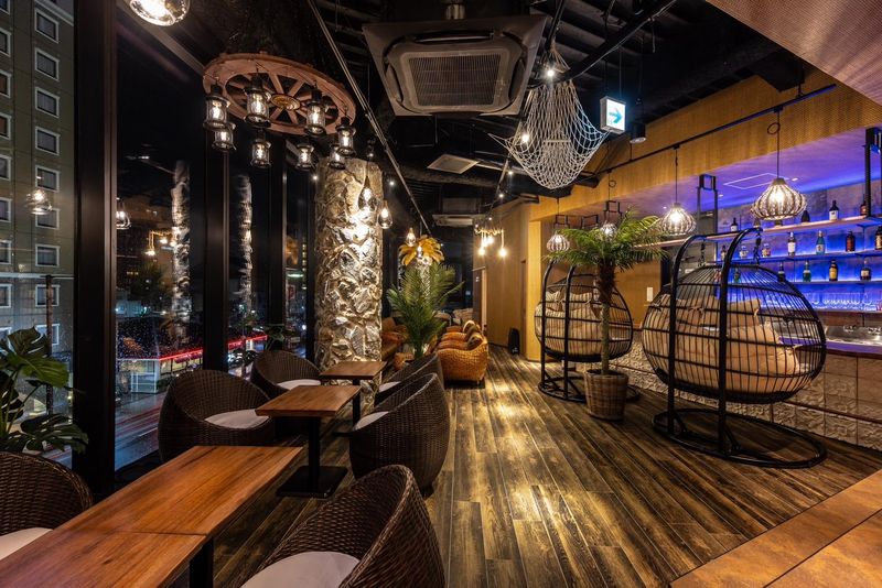 BAR MARBLEのアルバイト・バイト求人情報-02