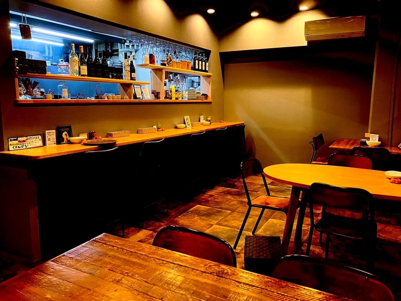 イタリアン酒場laugh baru「ラフバル」のアルバイト・バイト求人情報-02